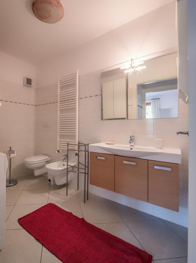 Residenza Finestra Sul Parco Comano Terme Exterior foto